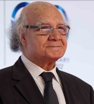 مدير التصوير السينمائي القدير محمود عبد السميع