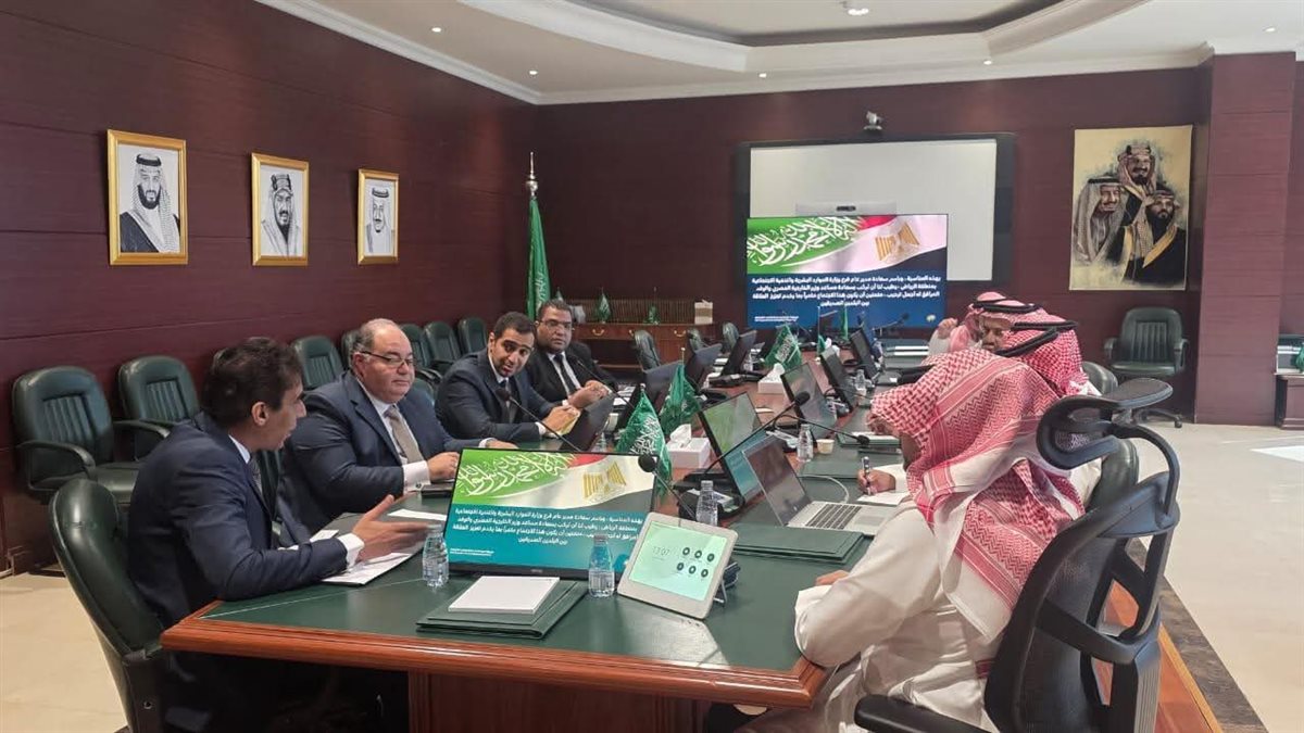 6c63b2e4-60b6-4c86-a72e-672e0e17724c