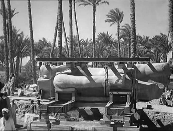 نقل تمثال رمسيس الثاني