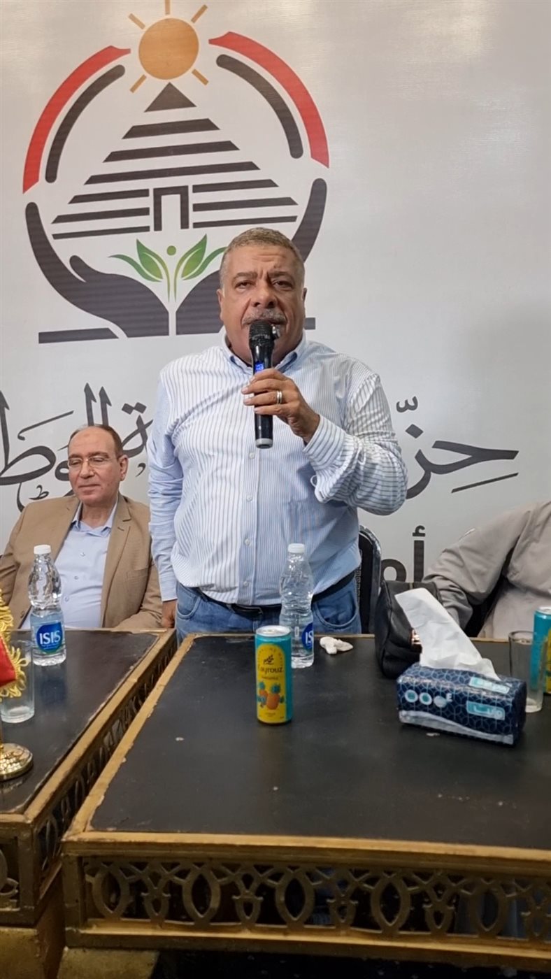 <strong>النائب معتز محمد محمود </strong>