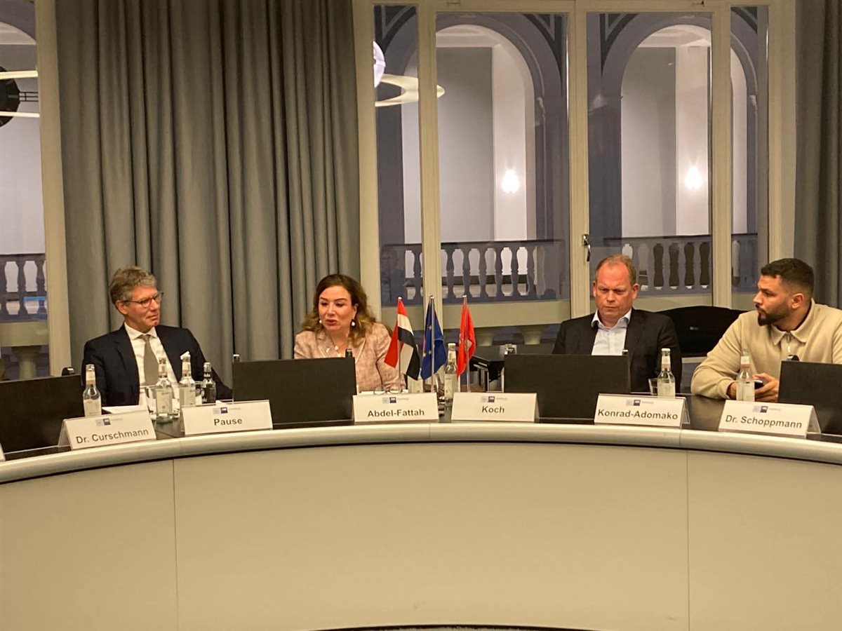 1cc0059c-4a6c-406e-b32b-2e1fe94e0819