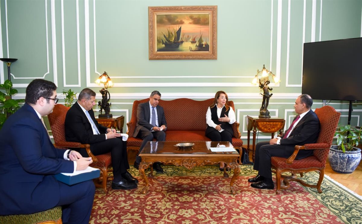 31c9eb99-a96c-4f27-a067-bcf38b186652