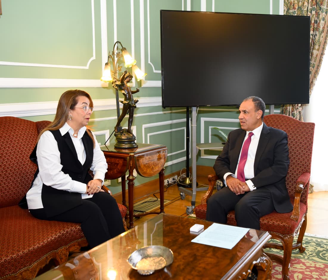 f8c57cce-a32a-4207-b3f9-950655b96653