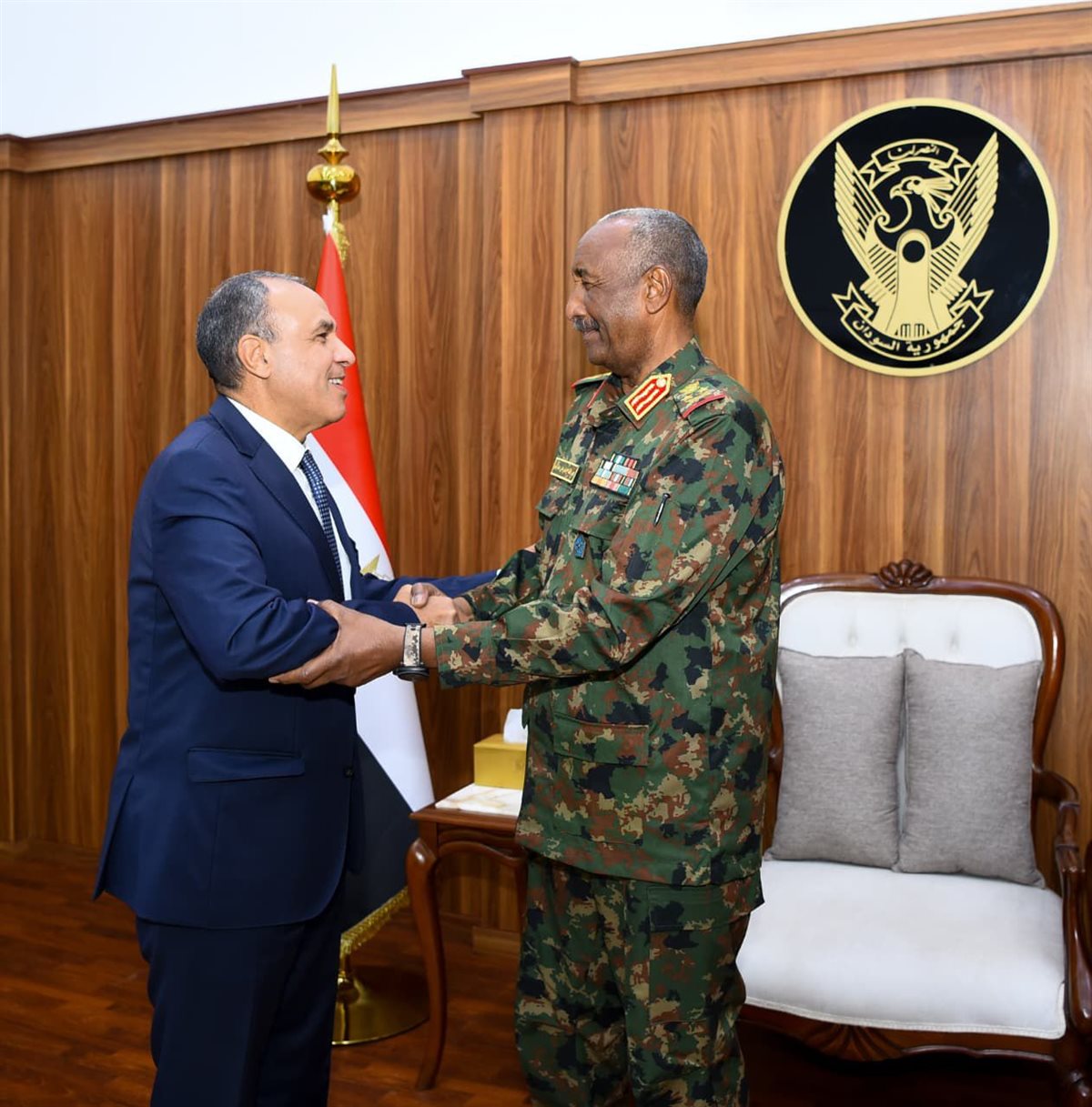 ca990624-bb75-420c-8d42-e8886cfde7cb