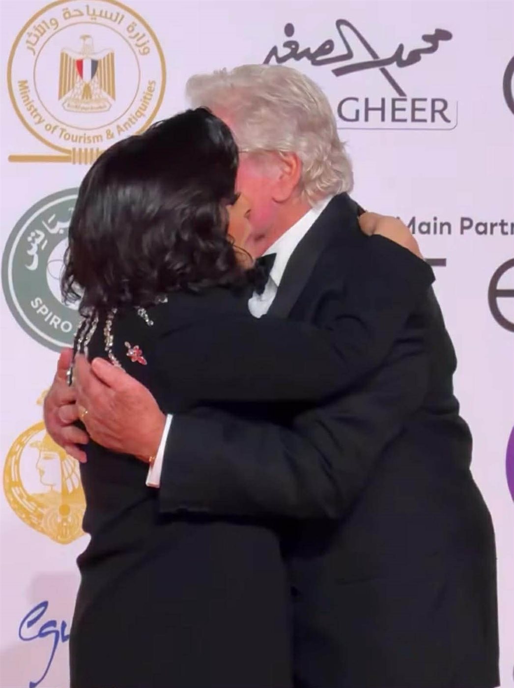 أسعاد يونس وحسين فهمي