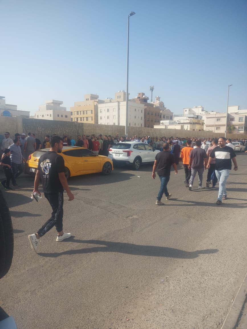 إقبال لافت للمصريين والعمالة بجدة في انتخابات مجلس النواب