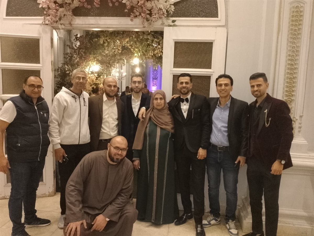أقارب العريس