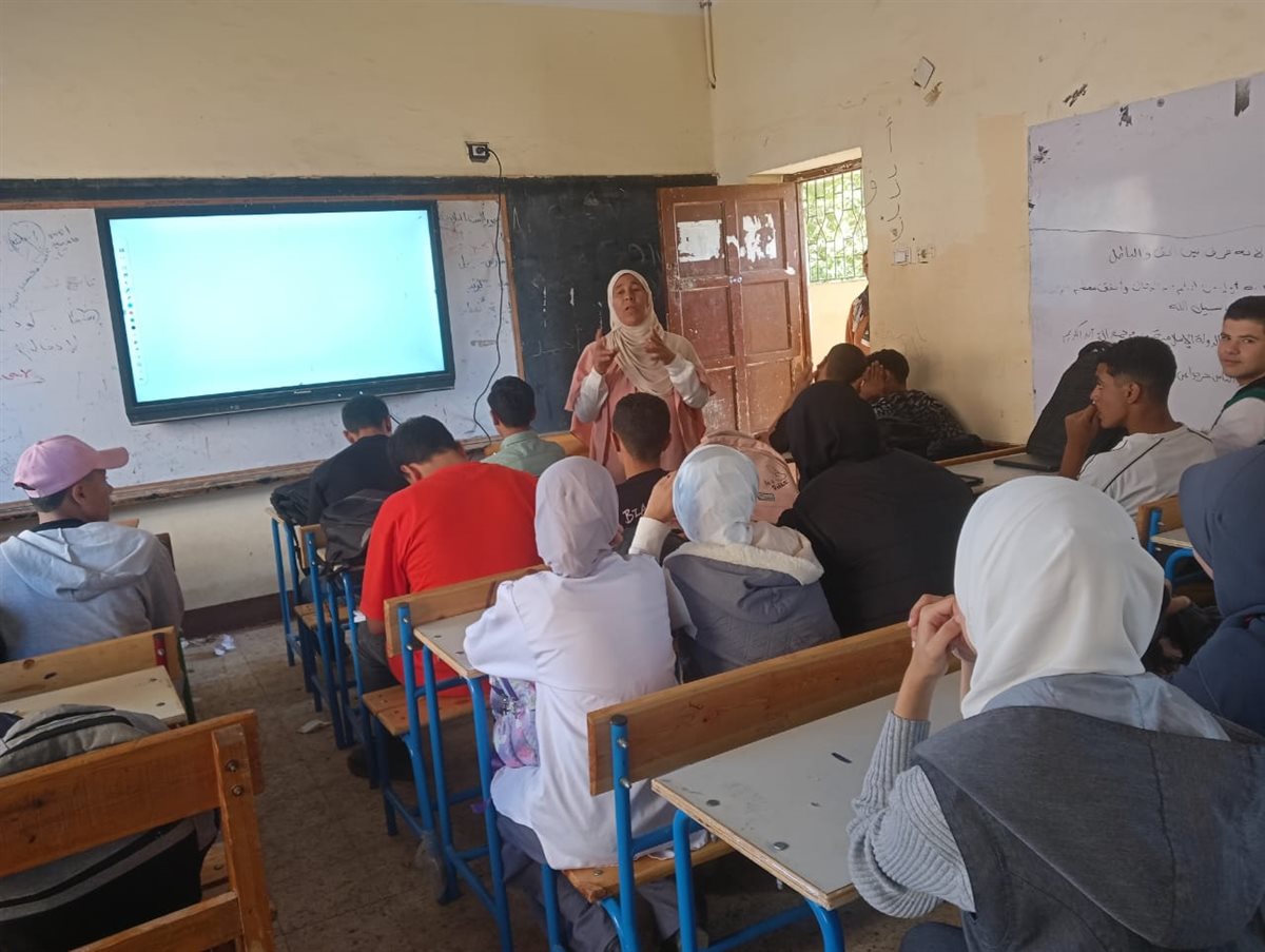 منال عوض توجه بمواصلة العمل على استكمال البرامج والأنشطة التوعوية استعدادا لمؤتمر Cop24