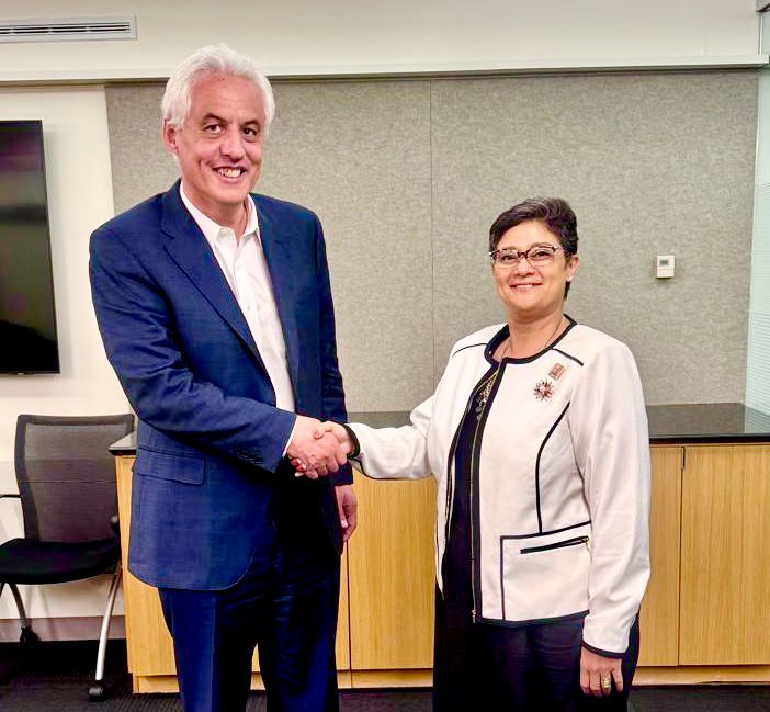 fbb3fd3e-75e8-40c4-b7bf-a8ee343c999f