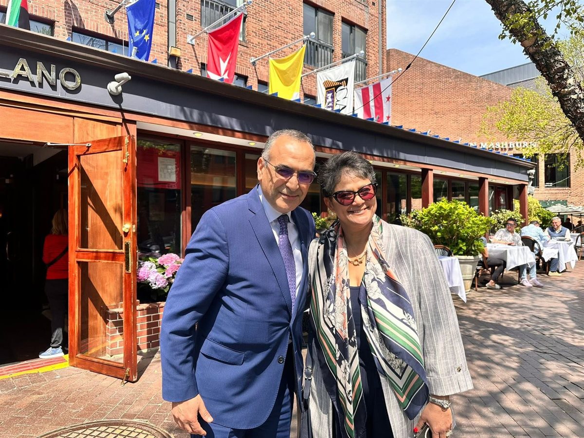 f6d475fd-7236-4db0-97e4-ad37f3c50d14