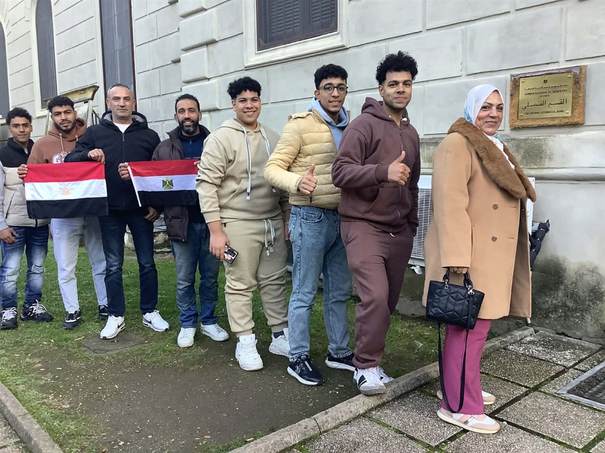 f8bdf800-3bc8-4141-bb2e-34349d8da0ff