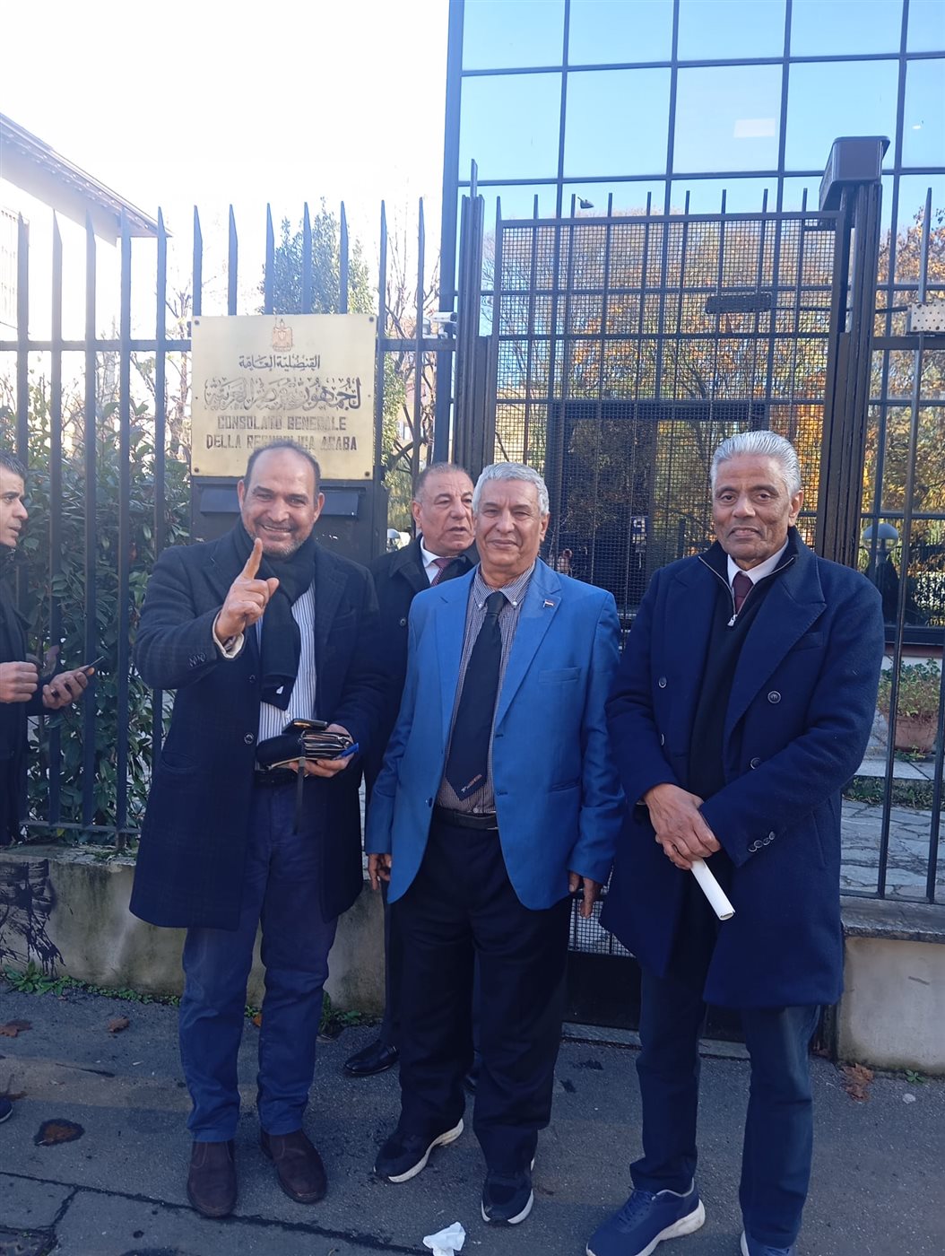 a2363516-6c71-42d4-885d-437372d3c199