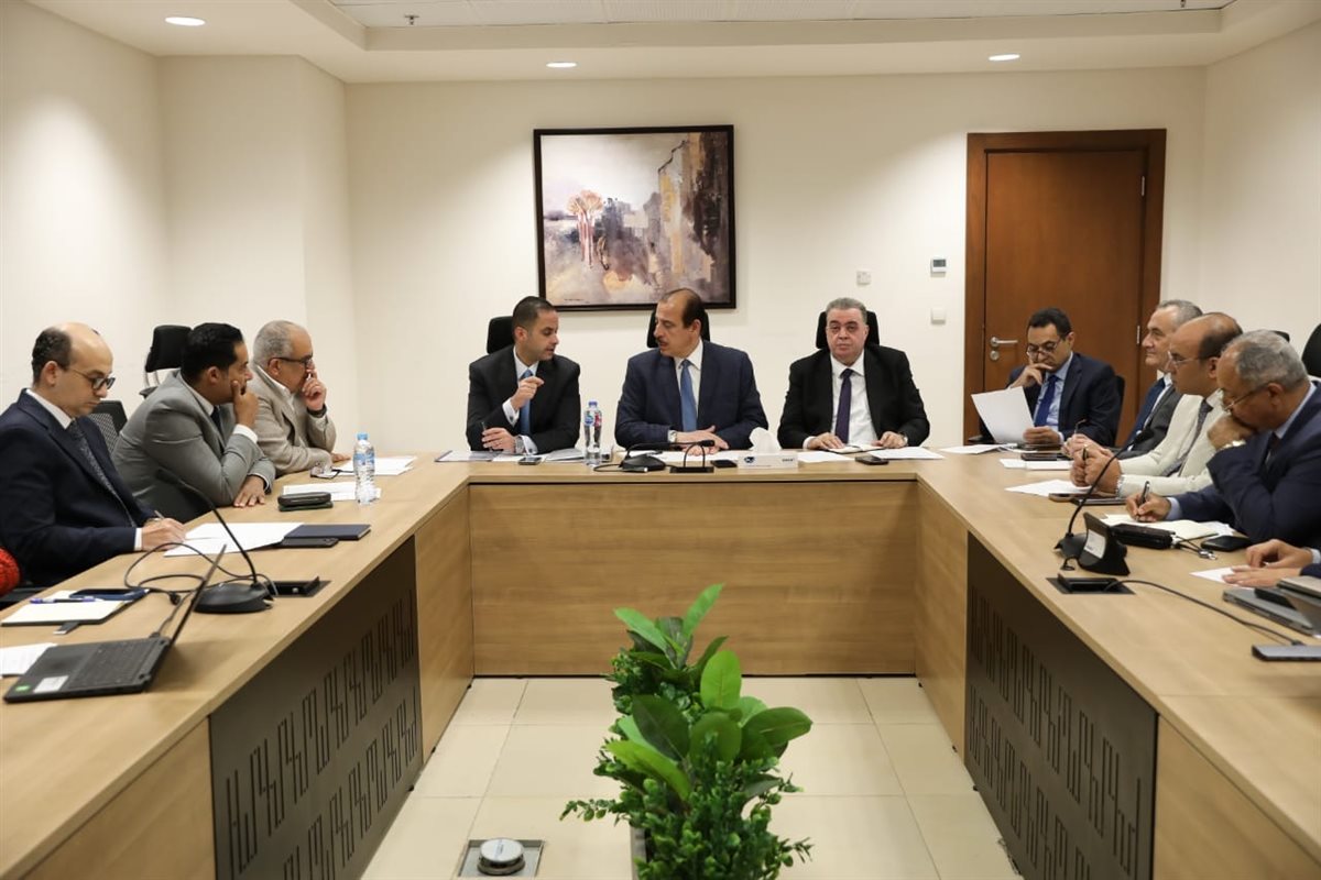 الصحة تعقد اجتماعا للجنة إعداد البعثة الطبية لحج 2026