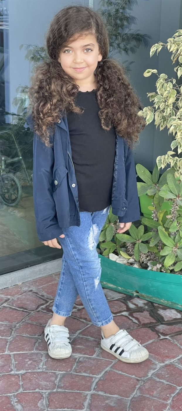 الطفلة أيسل