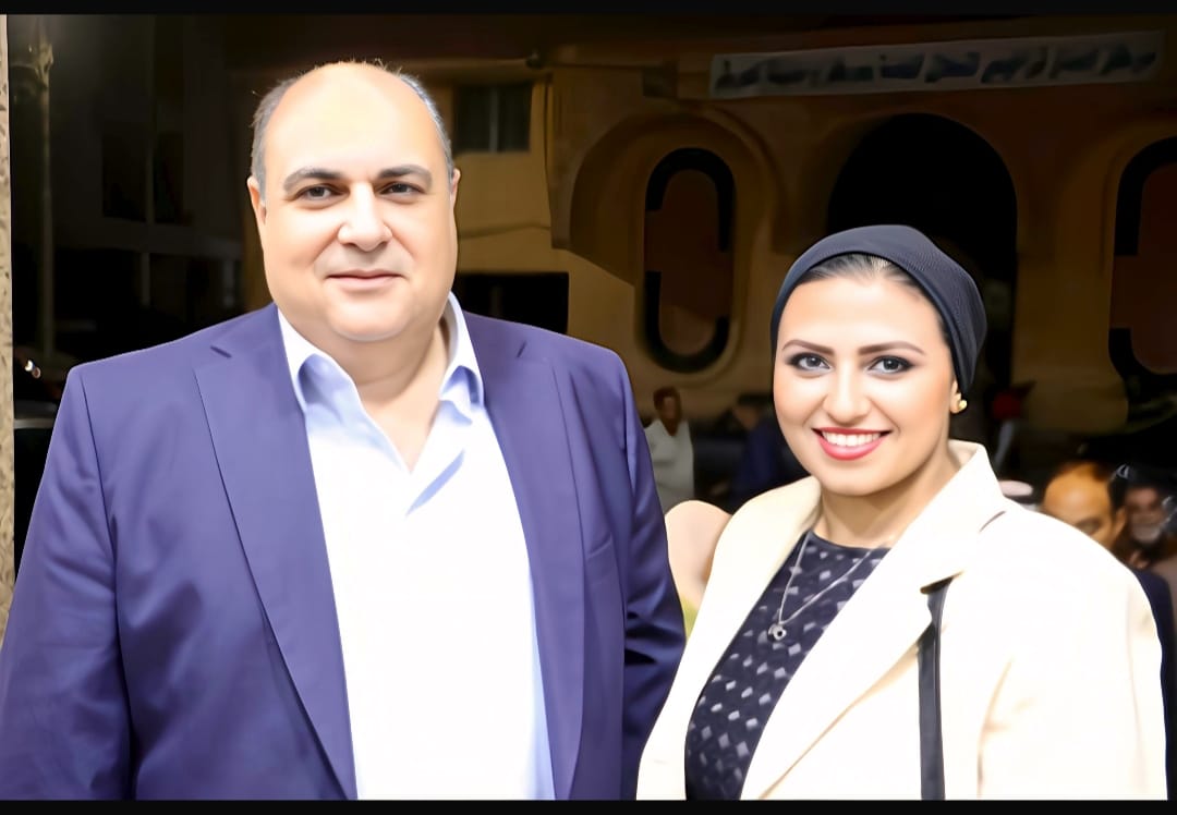 اللواء خالد اللبان مساعد وزير الثقافة والصحفية إسراء عادل