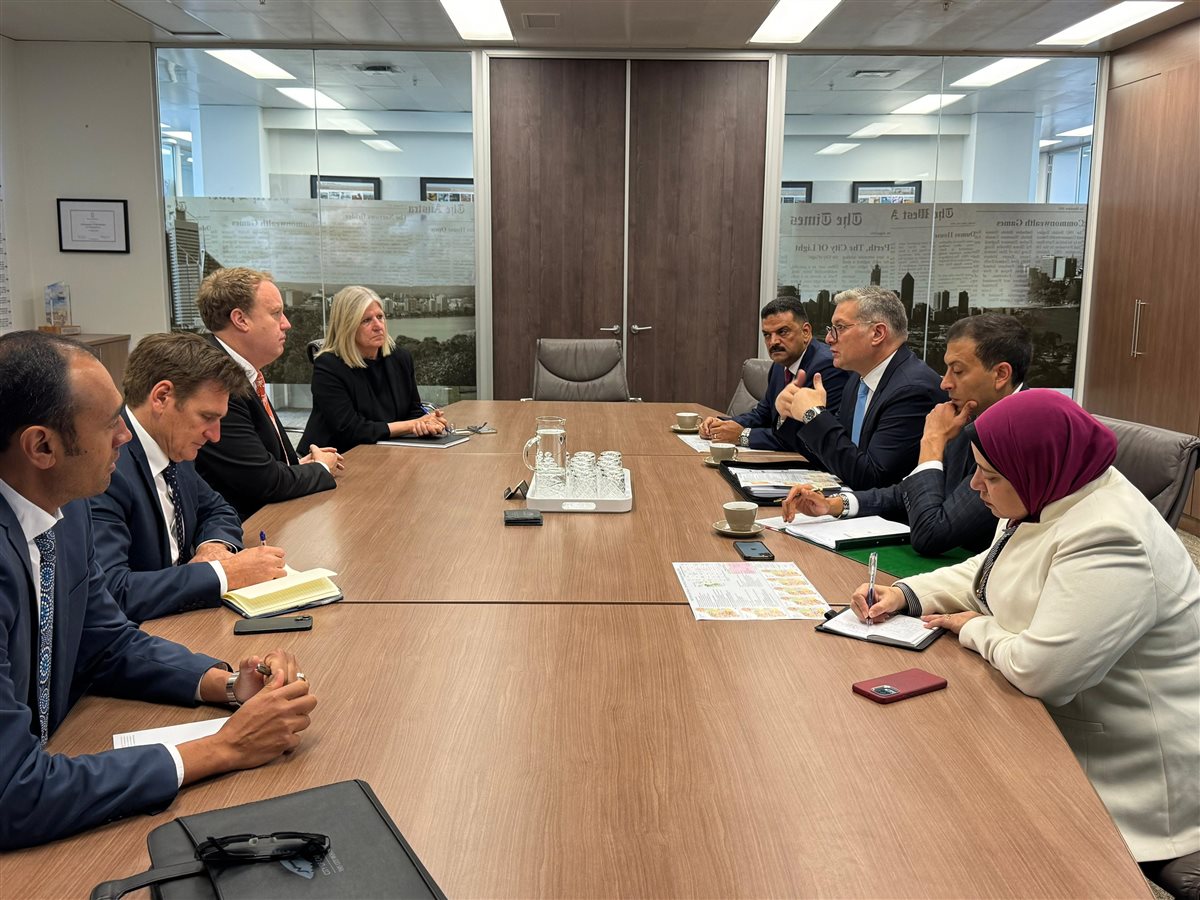 جلسة مباحثات مع وزير المناجم والبترول بغرب أستراليا