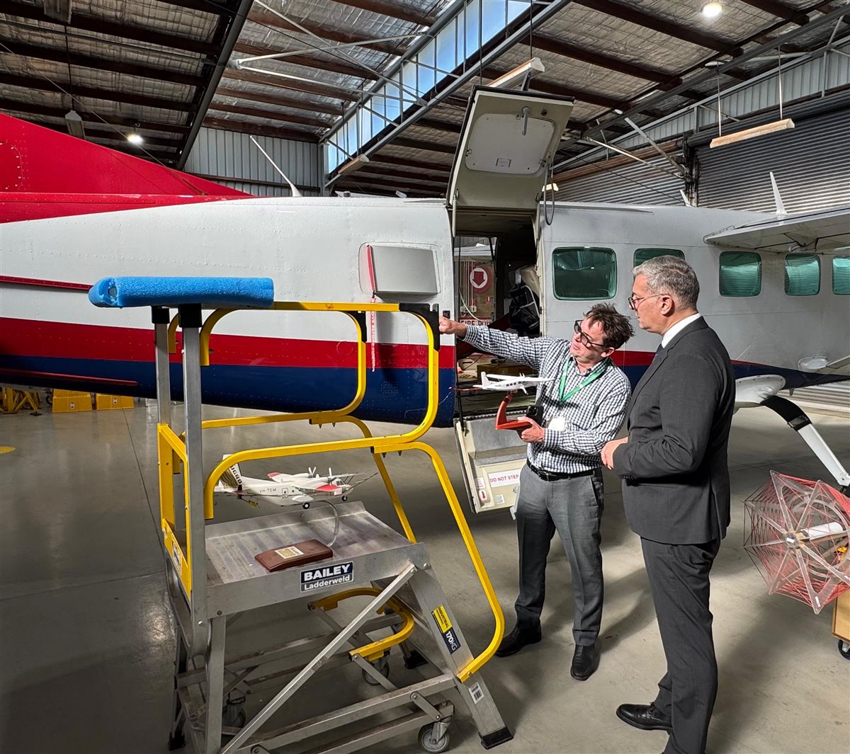 وزير البترول يشهد توقيع مذكرة تفاهم لإجراء مسح جوي شامل للإمكانات التعدينية على مستوى مصر