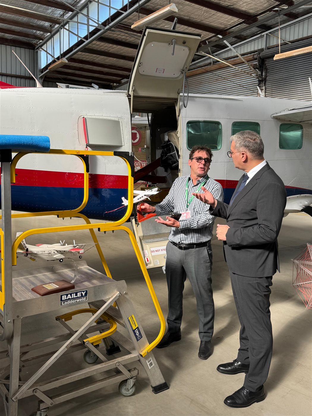 وزير البترول يشهد توقيع مذكرة تفاهم لإجراء مسح جوي شامل للإمكانات التعدينية على مستوى مصر