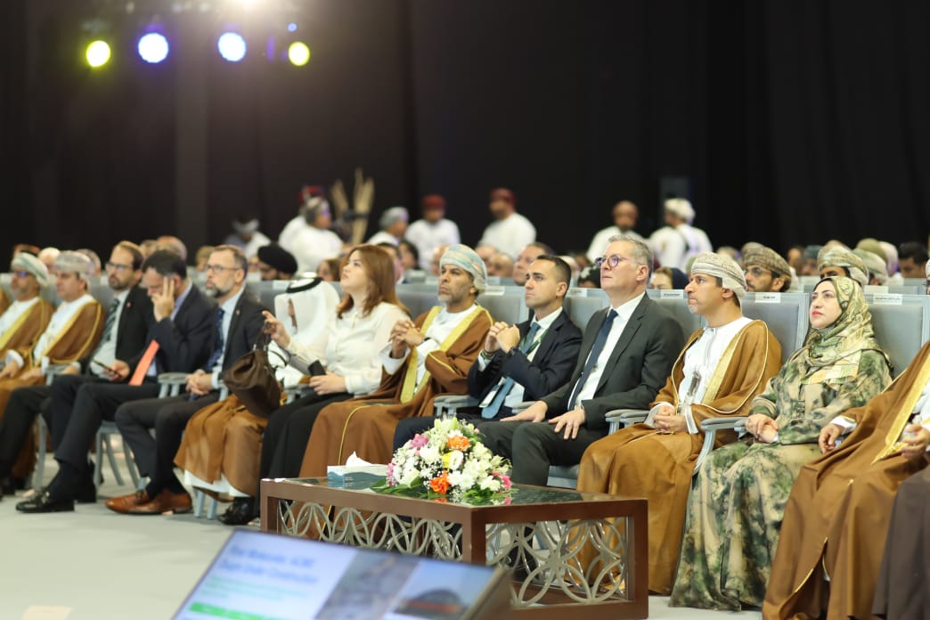 وزير البترول متحدثاً رئيسياً في قمة عُمان للهيدروجين الأخضر