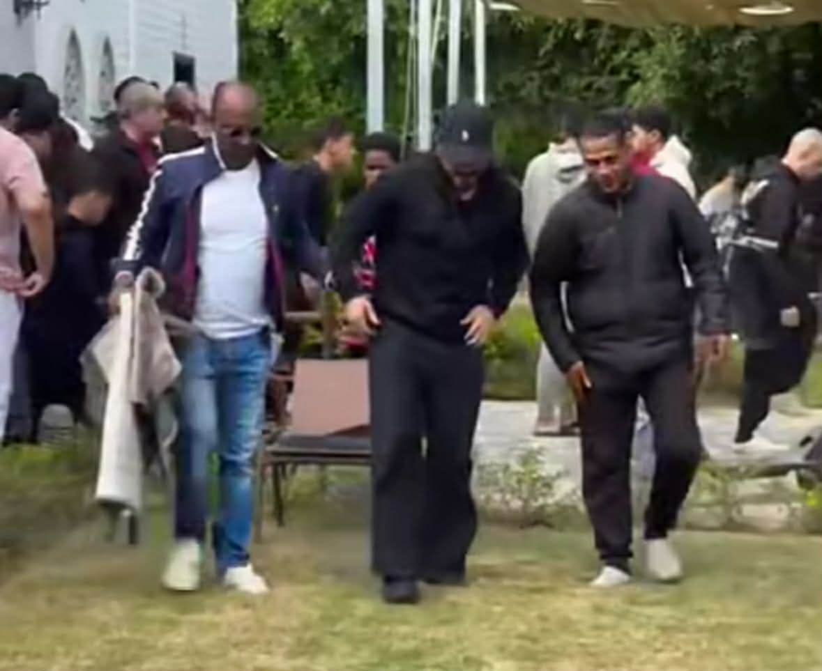 أول ظهور لتامر حسني