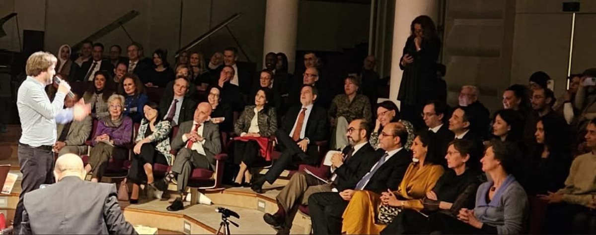 b084f624-e361-4948-8e74-b688a78ab9e1