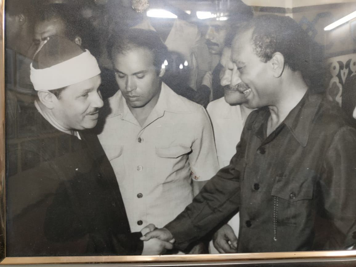 السادات والبنا