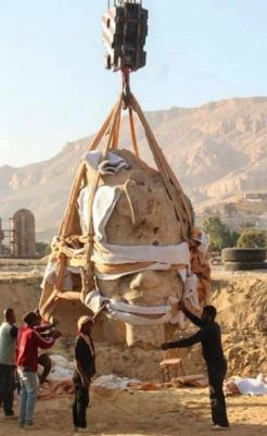 تمثال الملك أمنحتب الثالث