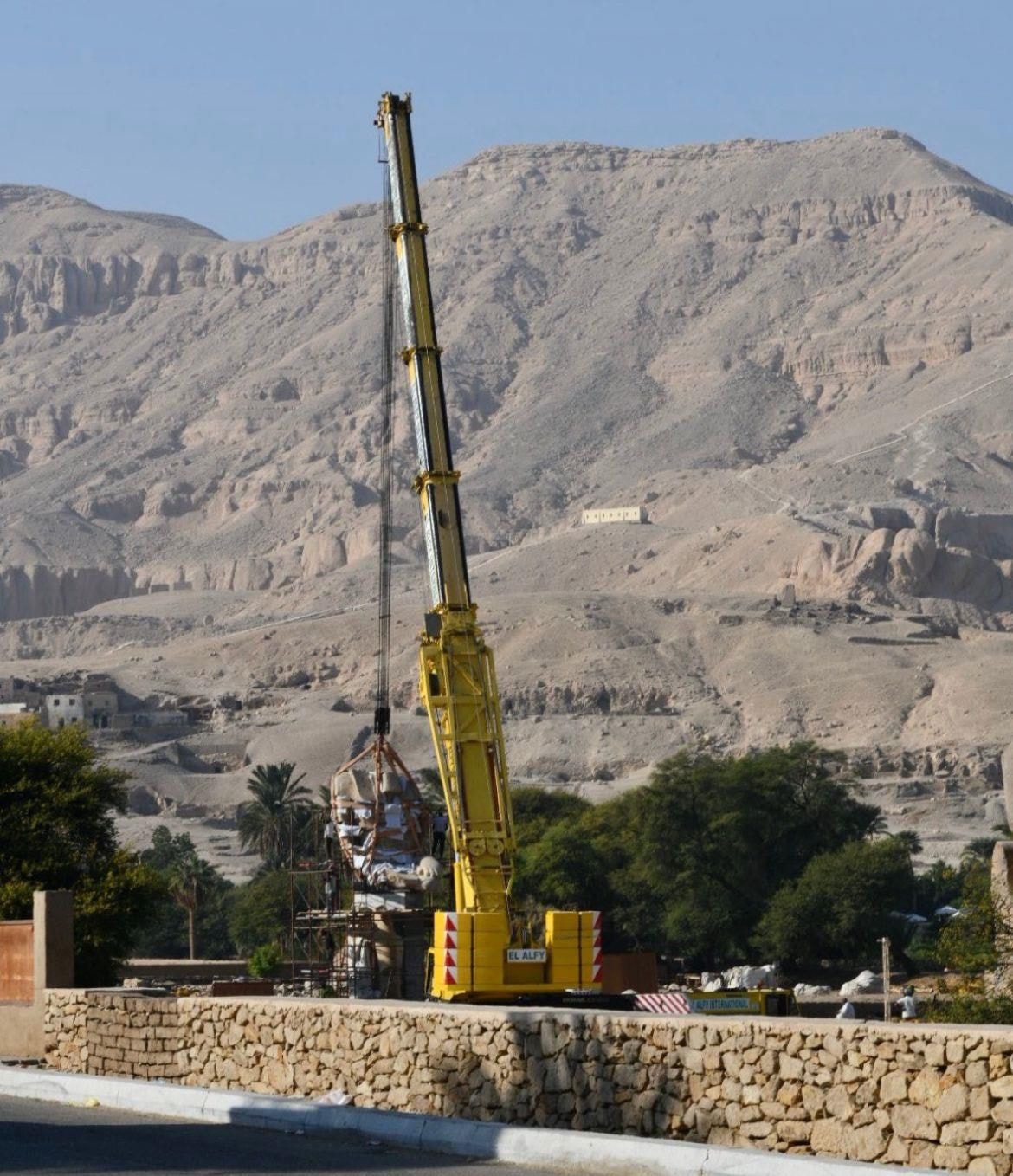 تمثال الملك أمنحتب الثالث