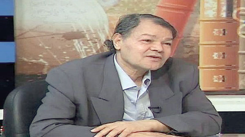 الناقد محمود قاسم