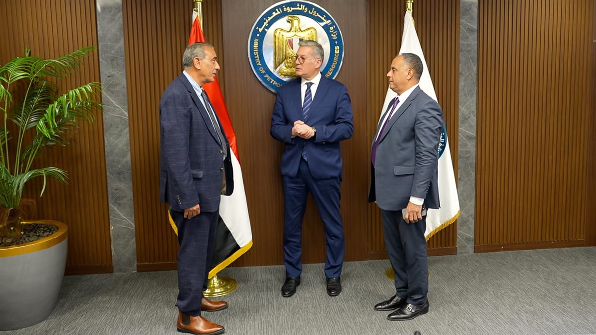 تعمل لأول مرة في مصر.. توقيع اتفاقية جديدة للبحث عن البترول والغاز مع شركة Terra Petroleum&nbsp;الإنجليزية