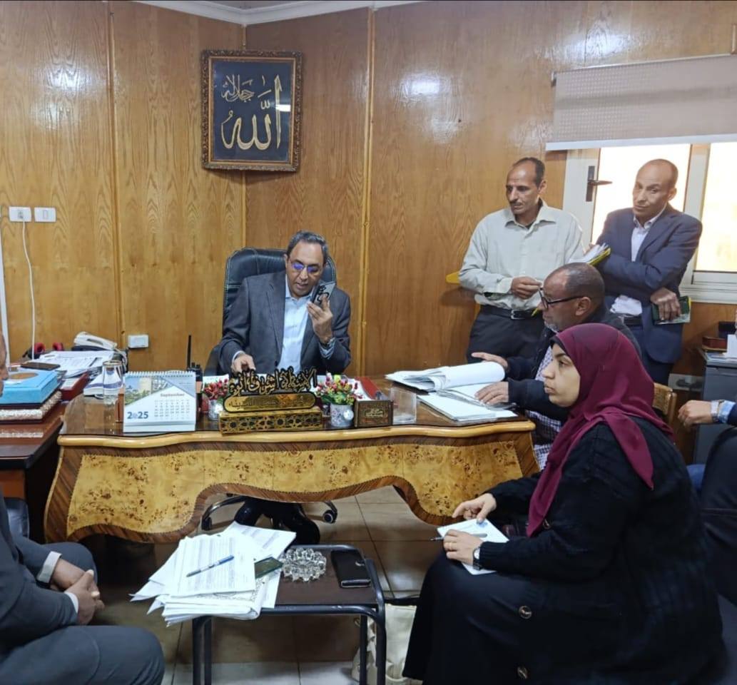 المحافظ يتصل بالمواطن