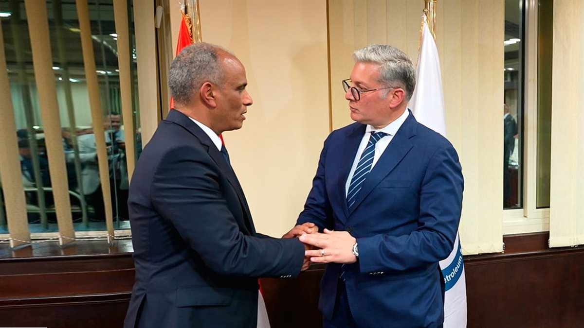 وزير البترول والثروة المعدنية يُكرم المهندس إبراهيم مكي بمناسبة انتهاء فترة عمله رئيسًا للقابضة للبتروكيماويات