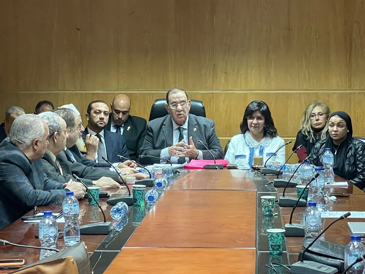 0ef08868-a578-4b9c-bc56-bf7a25648c0d