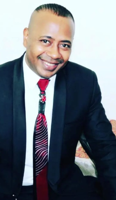 الفنان الاسواني عبد الواحد البنا