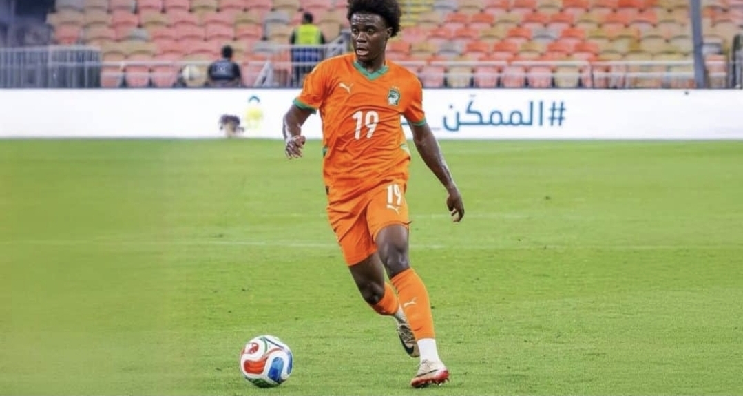 كريست إيناو أولاي