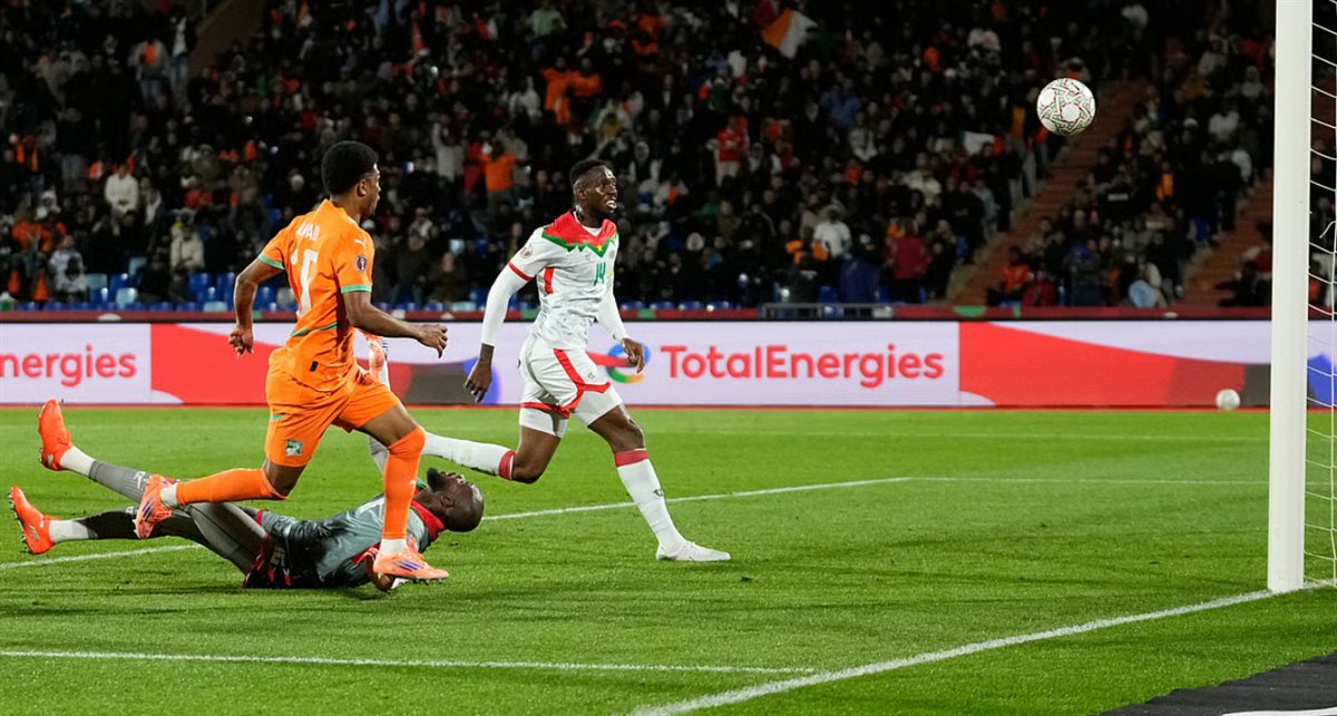 كوت ديفوار ضد بوركينا فاسو