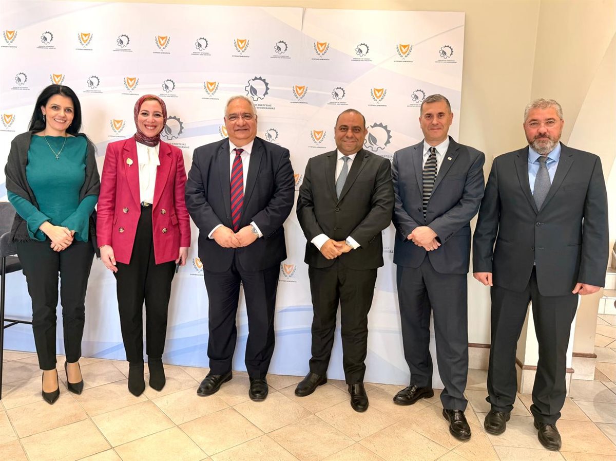 وفد مسئولي وزارة البترول يبحث في نيقوسيا تنفيذ ربط الغاز القبرصي بالتسهيلات المصرية