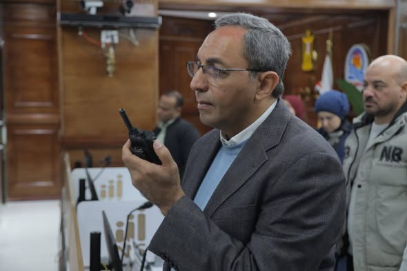 المحافظ يتابع