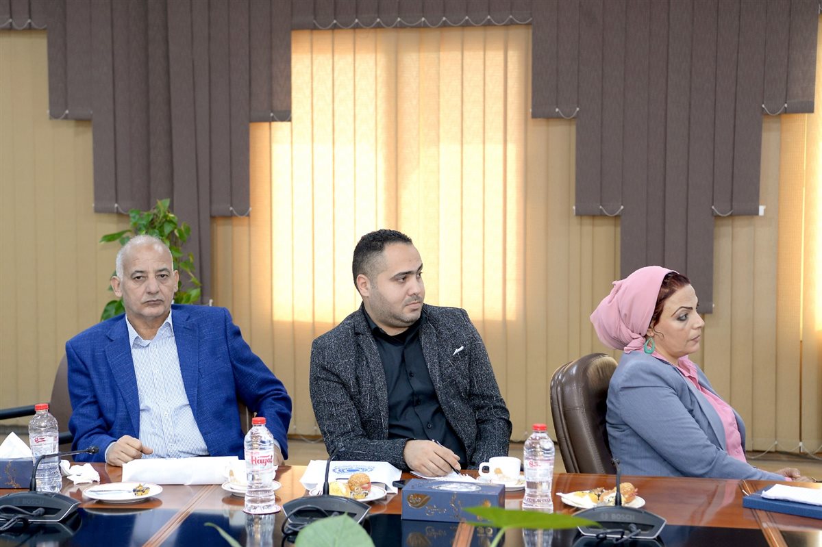 اللقاء تناول ملفات عديدة