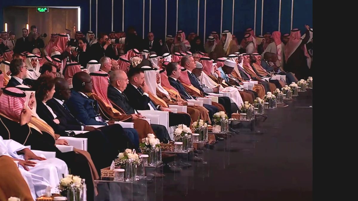 وزير البترول والثروة المعدنية يشارك في افتتاح مؤتمر التعدين الدولي بالرياض