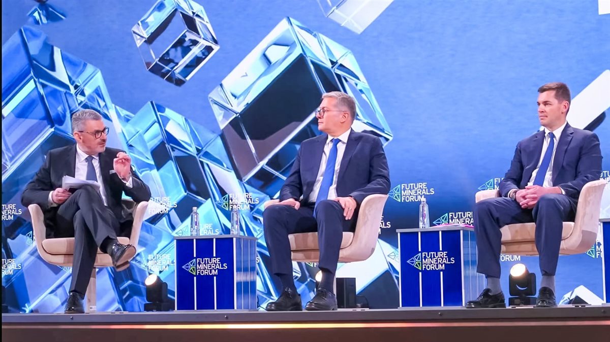 وزير البترول يشارك كمتحدث رئيسي في مؤتمر التعدين الدولي بالرياض