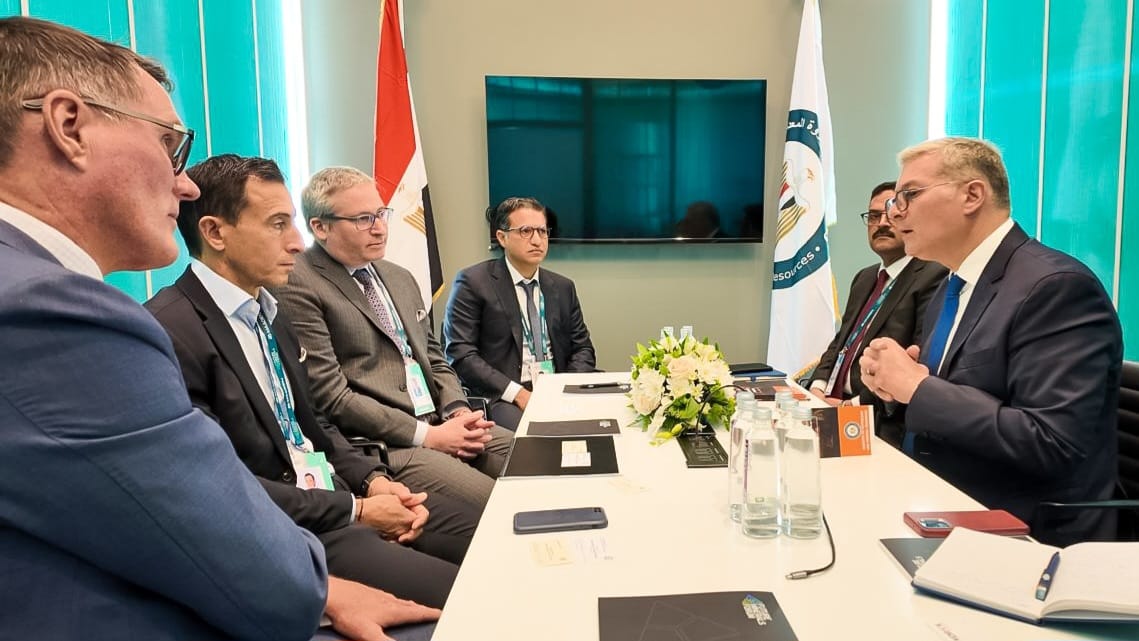 وزير البترول والثروة المعدنية يبحث التعاون في قطاع التعدين مع شركات كندية واسترالية