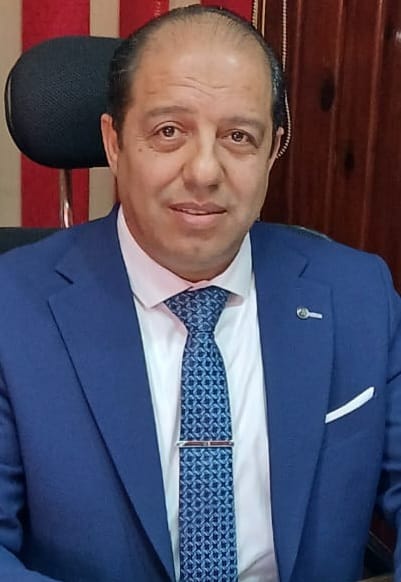 الدكتور أحمد السباعي