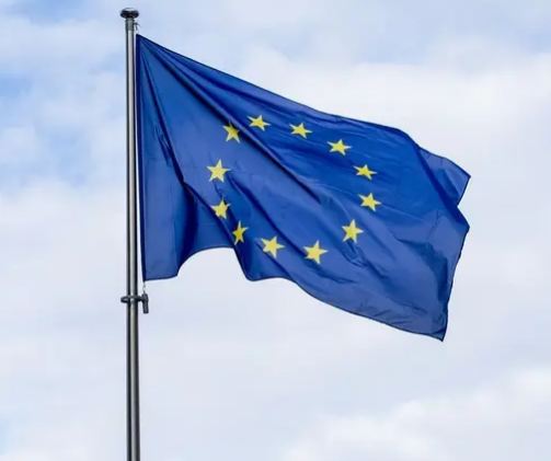 البرلمان الأوروبي يجمّد المصادقة على الاتفاق التجاري مع الولايات المتحدة