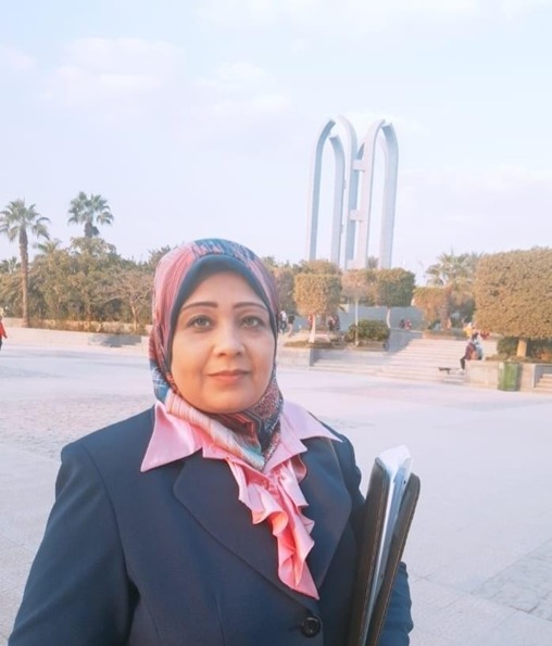 الدكتورة وفاء عثمان