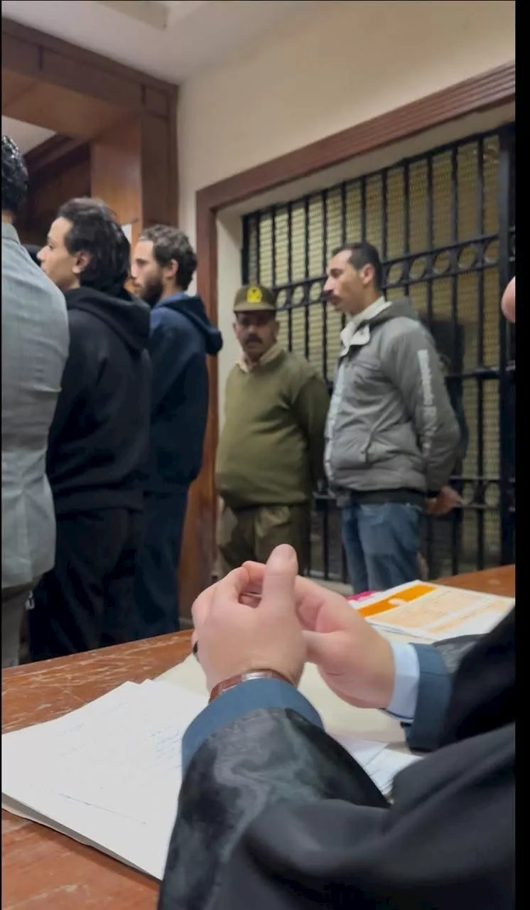 رمضان صبحي بالبدلة الزرقاء