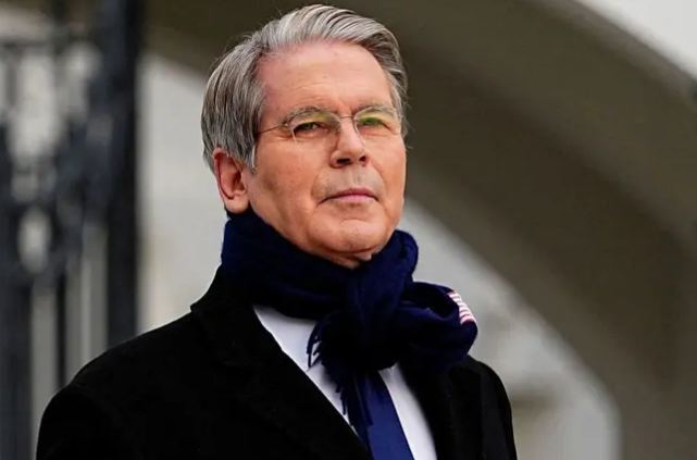 وزير الخزانة الأمريكي يلمح إلى خفض الرسوم على الهند مع تراجع وارداتها من النفط الروسي