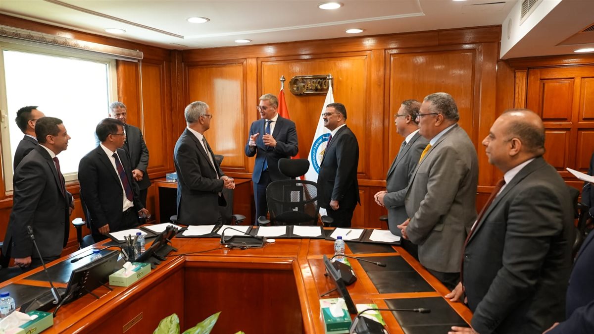 وزير البترول يشهد توقيع مذكرة تفاهم مع 