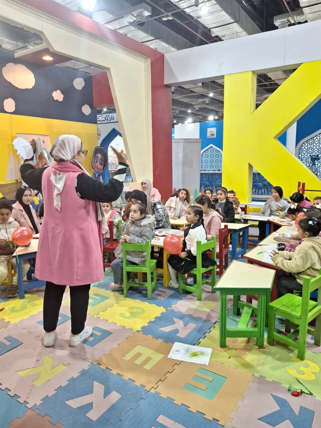 &nbsp;مجلة نور