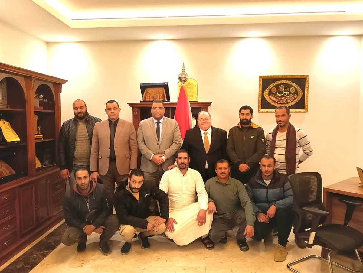 3b350c02-e715-4407-b1f3-1eb25de7af89